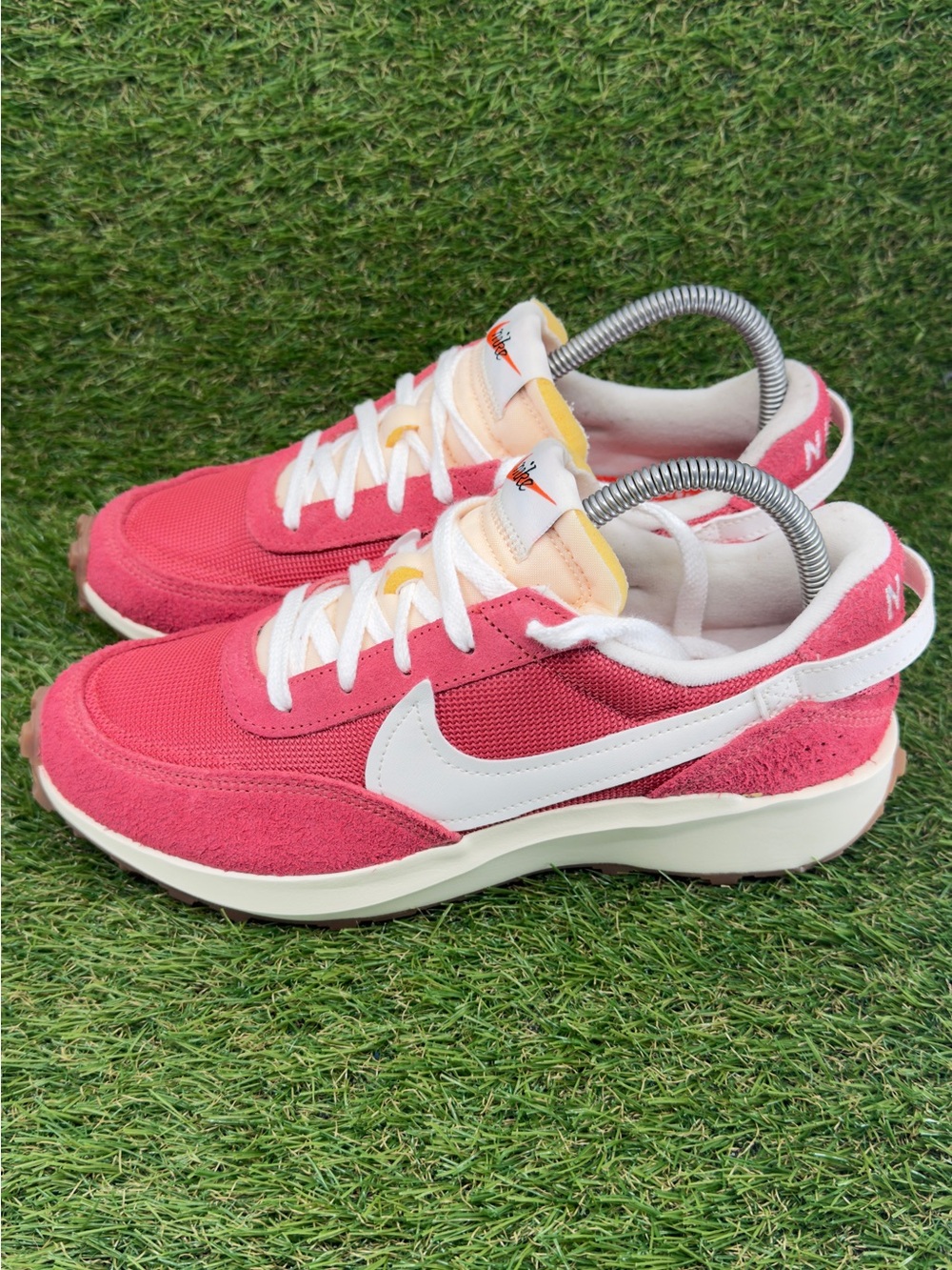 Nike Waffle Debut Vintage W Sneakers Size 8 women Adobe Sail Womens DX2931-600
